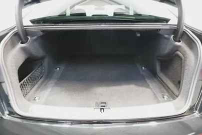 Car image 35