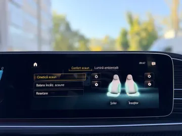 Car image 33