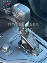 Car image 49