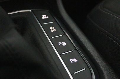 Car image 41