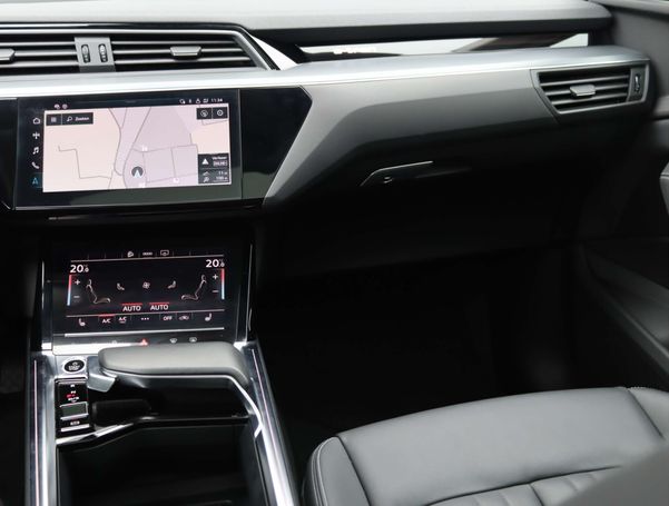 Audi e-tron 55 quattro Sportback 300 kW image number 31