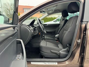 Car image 30