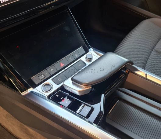 Audi e-tron 50 quattro S-line 230 kW image number 32