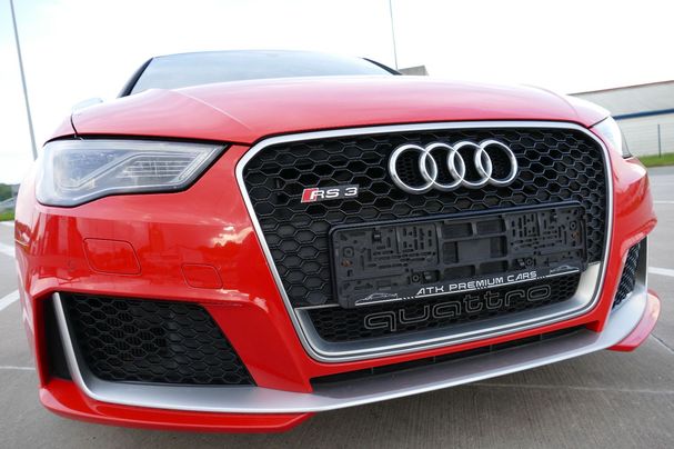 Audi RS3 2.5 TFSI quattro S tronic Sportback 270 kW image number 11