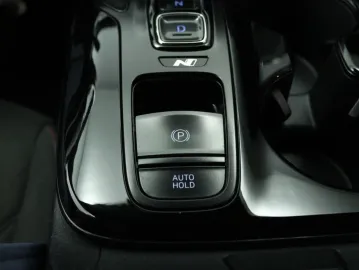 Car image 43