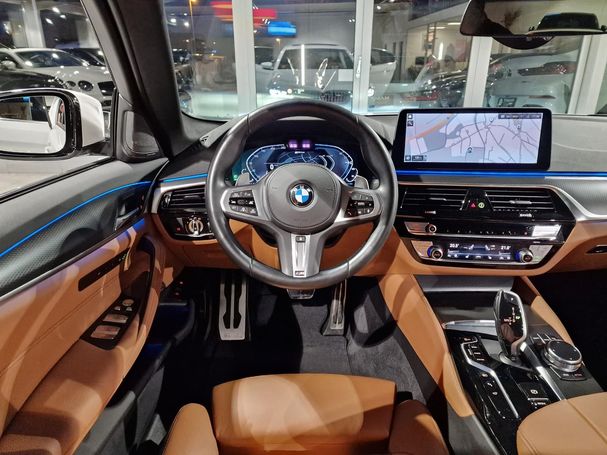 BMW 530 e 215 kW image number 15