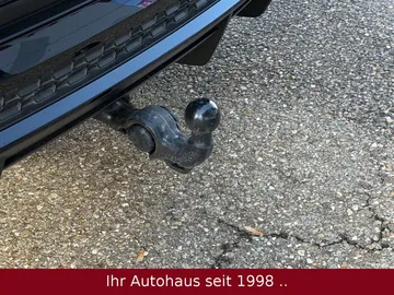 Car image 36