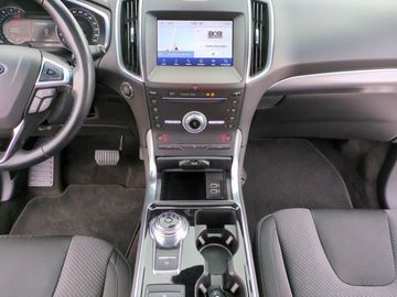 Car image 7