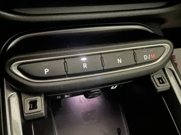 Car image 33