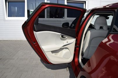 Car image 37