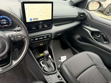 Car image 16