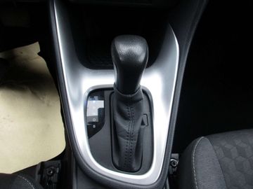 Car image 13