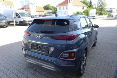 Car image 22