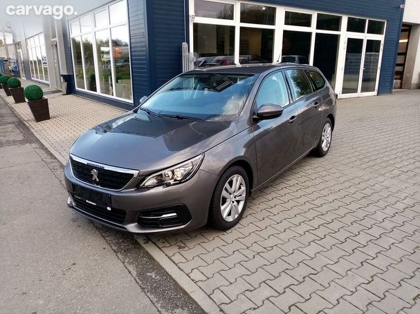 Peugeot 308 SW BlueHDi 100 75 kW image number 1