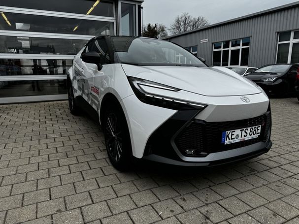 Toyota C-HR 2.0 Plug-In Hybrid 164 kW image number 2