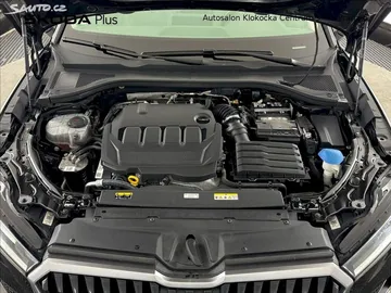 Car image 35