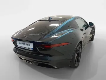 Car image 27