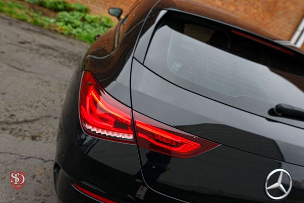 Mercedes-Benz CLA 180 Shooting Brake 100 kW image number 4