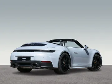 Car image 33