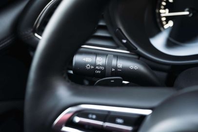 Car image 37