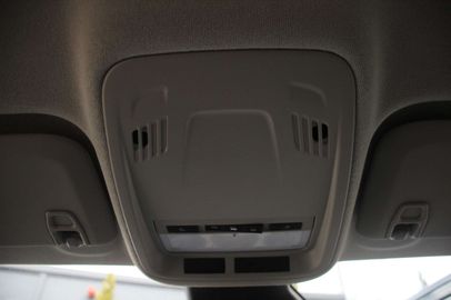 Car image 38