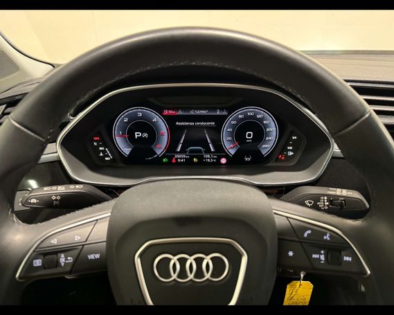 Audi Q3 35 TDI S tronic Advanced Business 110 kW image number 3