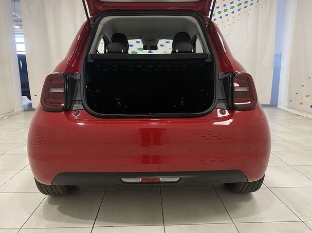 Fiat 500 e 42 kWh 87 kW image number 6