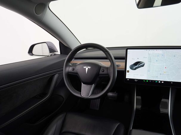 Tesla Model 3 60 Plus 239 kW image number 24