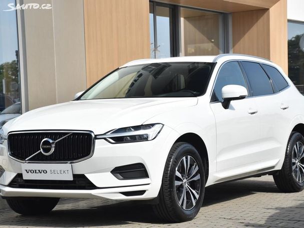 Volvo XC60 B4 AWD Momentum 145 kW image number 1