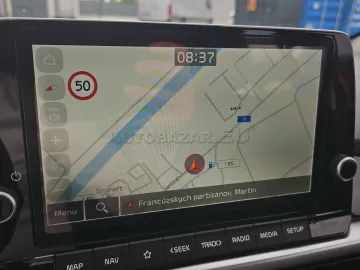 Car image 25