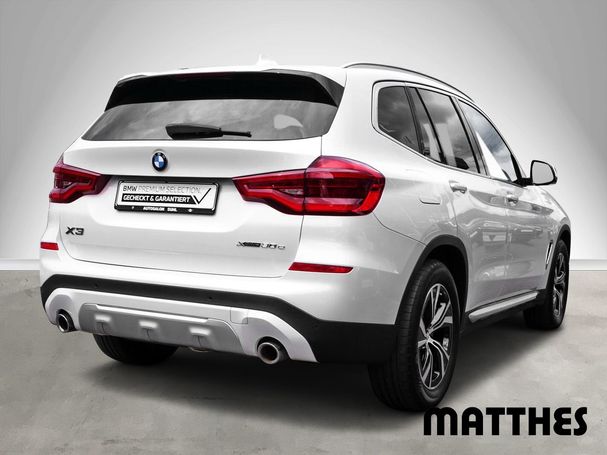 BMW X3 xDrive30e xLine 215 kW image number 2