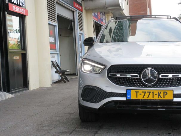 Mercedes-Benz GLA 180 100 kW image number 15