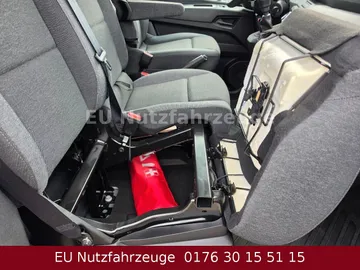 Car image 37