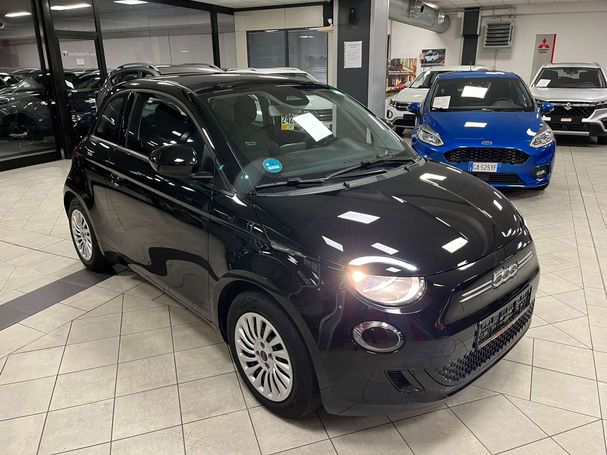 Fiat 500 e 70 kW image number 6