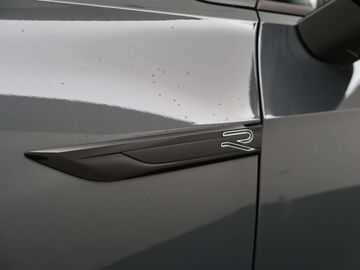 Car image 37