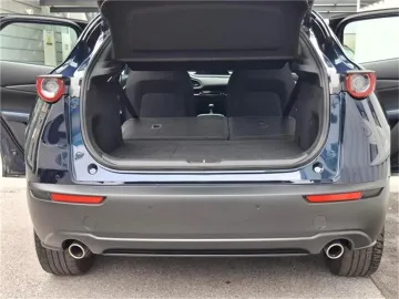 Car image 22