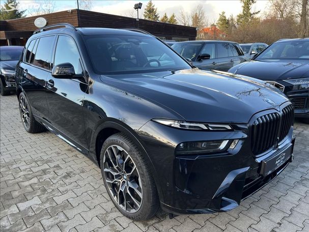 BMW X7 M Sport xDrive 250 kW image number 1