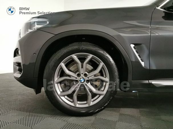 BMW X3 xDrive20d xLine 140 kW image number 12