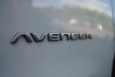 Car image 28
