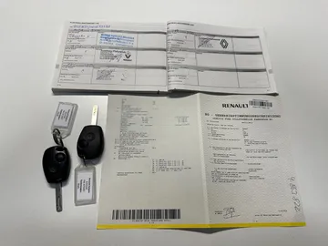 Car image 40