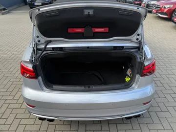 Car image 39