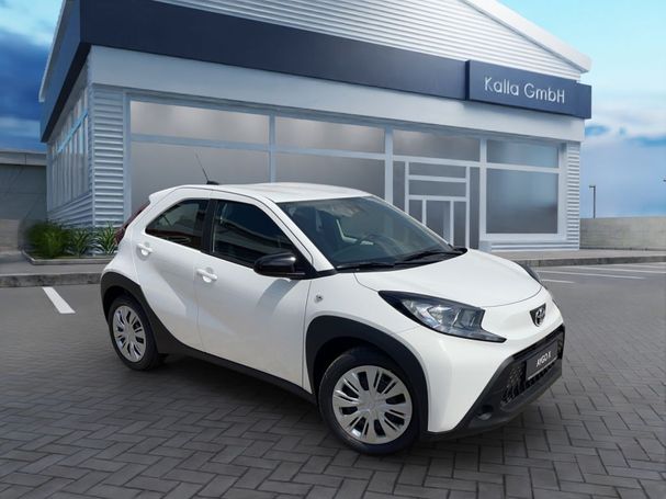 Toyota Aygo X 53 kW image number 20