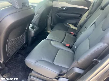 Car image 40