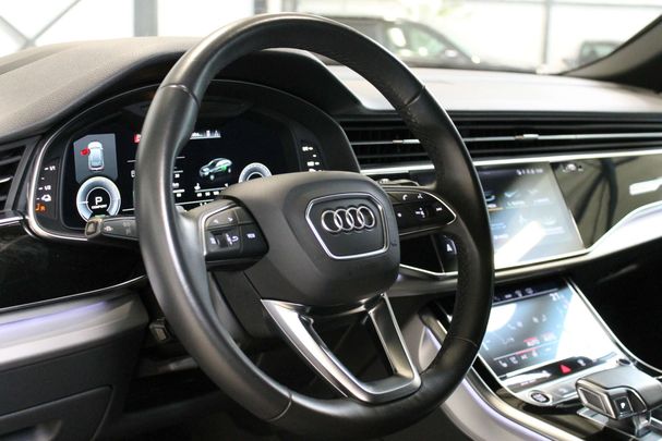 Audi Q8 55 TFSIe quattro 280 kW image number 37