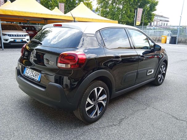 Citroen C3 Pure Tech SHINE 61 kW image number 2