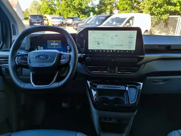 Car image 31