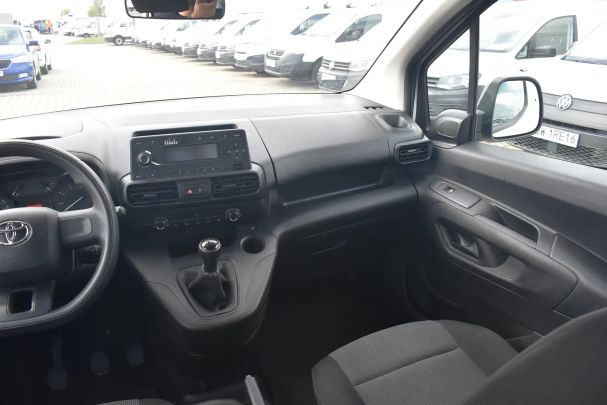 Toyota Proace Verso 75 kW image number 15