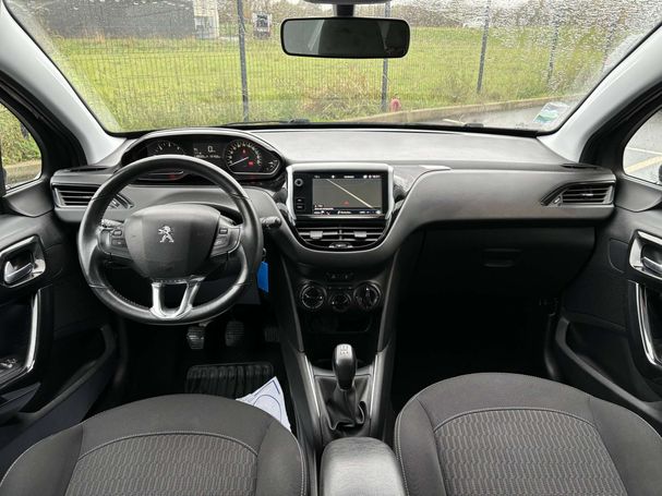 Peugeot 208 1.6 BlueHDi Active 55 kW image number 3