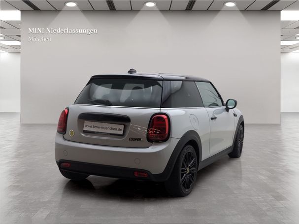 Mini Cooper SE Mini 135 kW image number 3