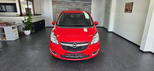 Car image 3